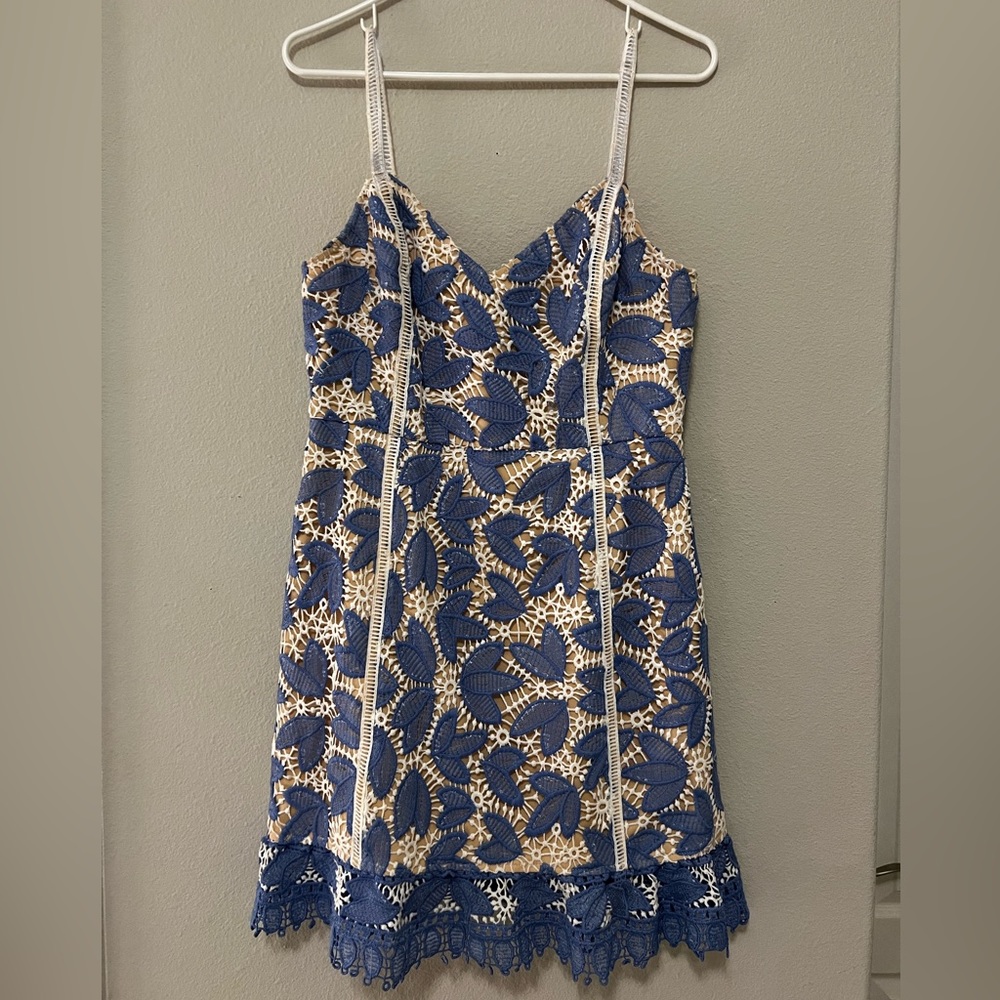 Medium elegant dress